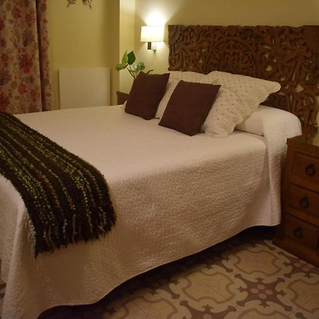 Hostal Rural Molino Del Bombo Aracena Esterno foto