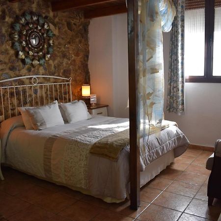 Hostal Rural Molino Del Bombo Aracena Esterno foto