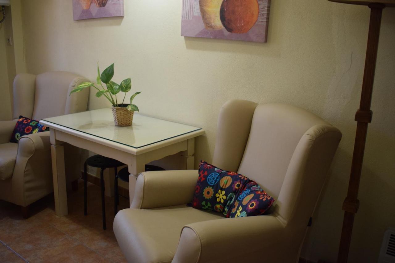 Hostal Rural Molino Del Bombo Aracena Esterno foto