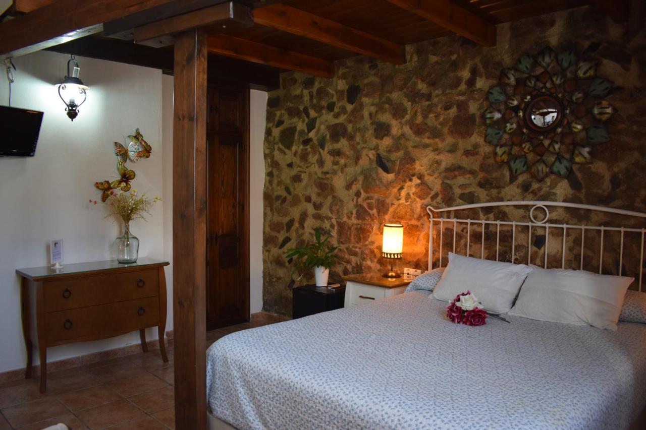 Hostal Rural Molino Del Bombo Aracena Esterno foto