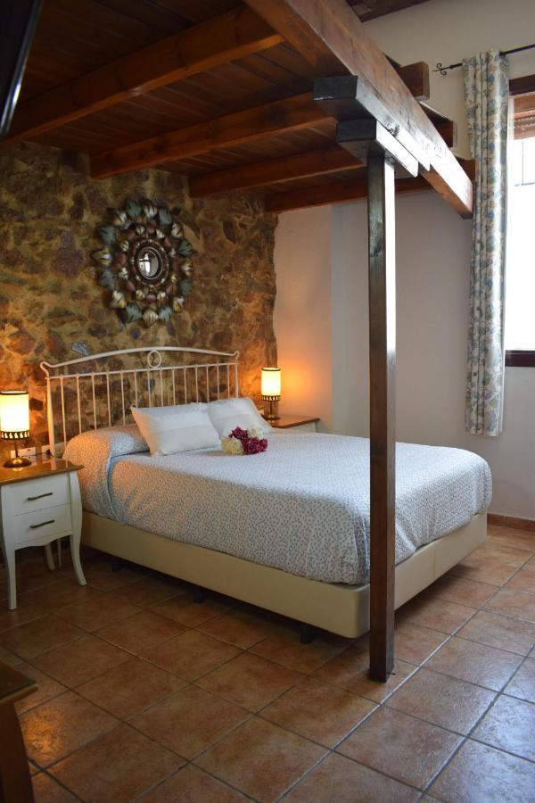 Hostal Rural Molino Del Bombo Aracena Esterno foto