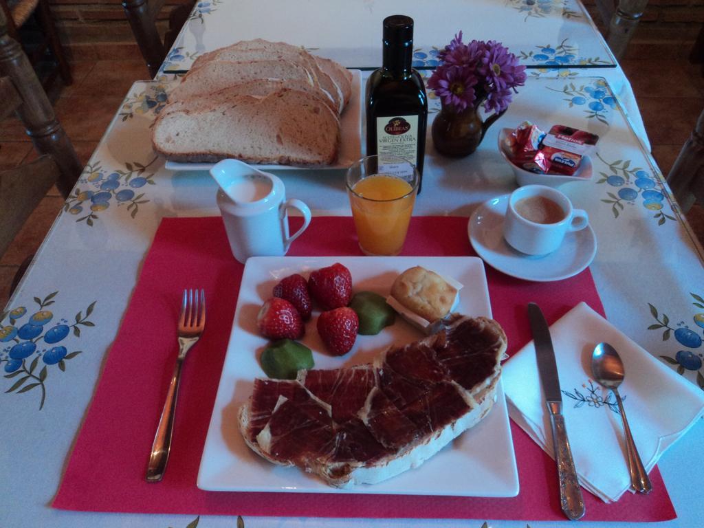 Hostal Rural Molino Del Bombo Aracena Esterno foto