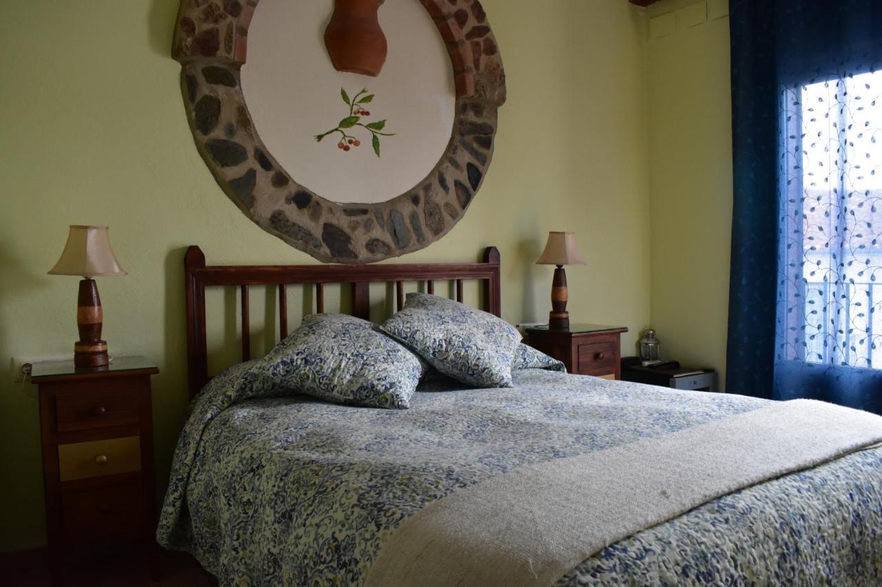 Hostal Rural Molino Del Bombo Aracena Esterno foto