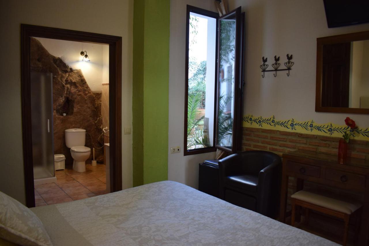 Hostal Rural Molino Del Bombo Aracena Esterno foto